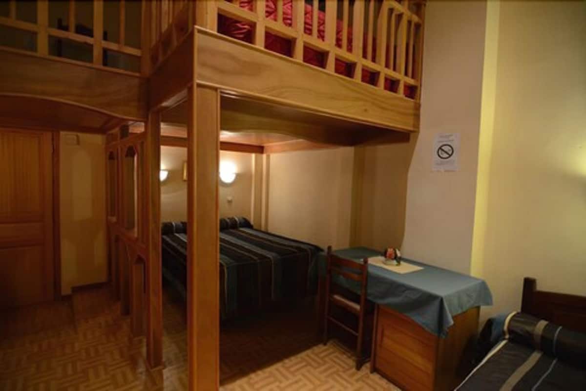 Family Room, Private Bathroom | In-room safe, desk, soundproofing, free WiFi