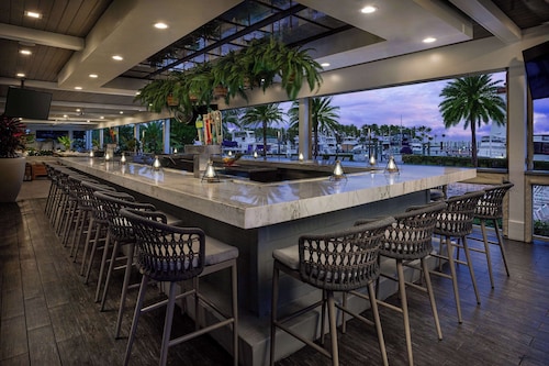 Faro Blanco Resort Marathon Florida Keys, Curio by Hilton