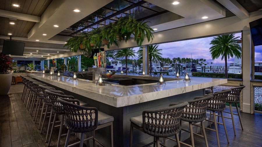 Faro Blanco Resort Marathon Florida Keys, Curio by Hilton