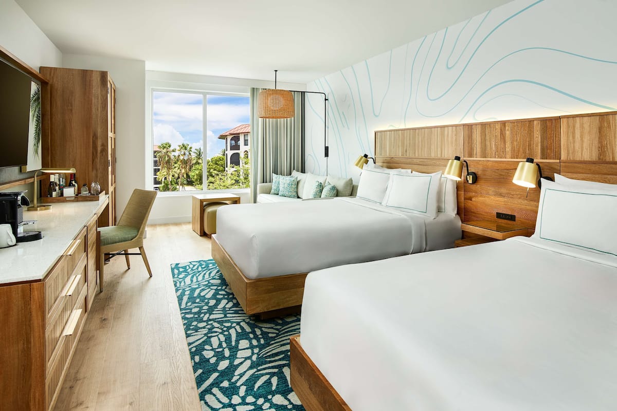 1 bedroom, premium bedding, in-room safe, desk