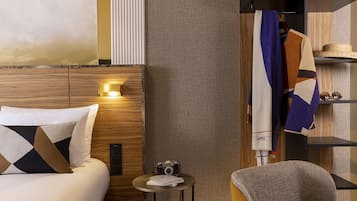 Classic Double Room | Premium bedding, in-room safe, desk, laptop workspace