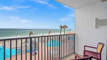 Standard Room, 1 Bedroom | Terrace/patio