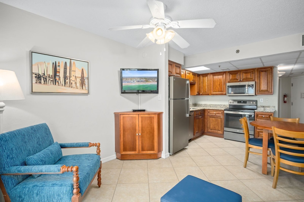 Condo, 1 Bedroom, Balcony, Ocean View | Living area | Flat-screen TV, DVD player