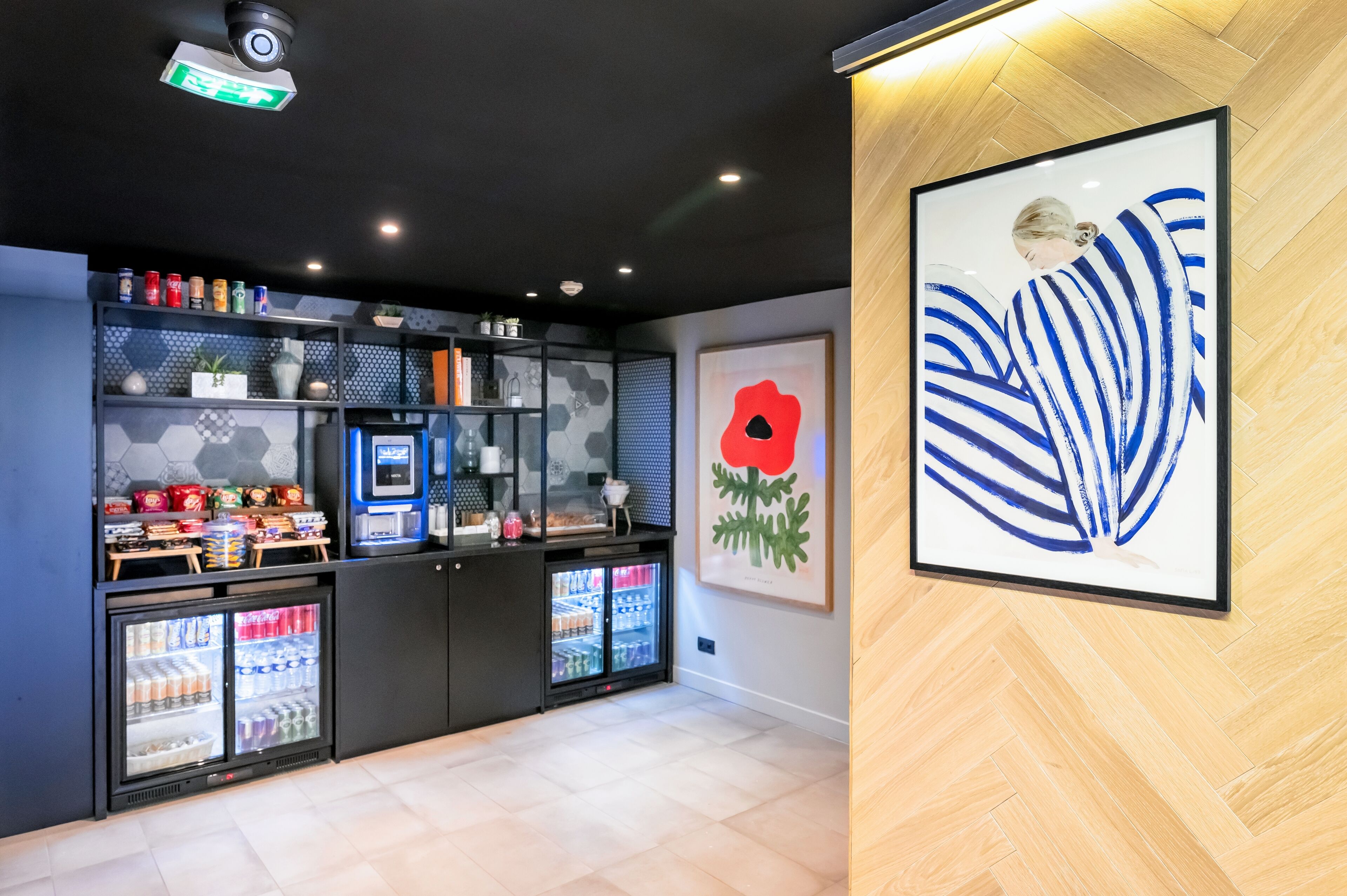 Foto - Staycity Aparthotels Paris Gare de l'Est