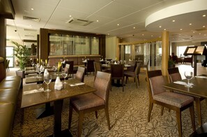 Restaurant - Premier Inn Castleford Xscape - M62 J32 (Castleford)