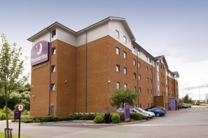 Exterior - Premier Inn Castleford Xscape - M62 J32 (Castleford)