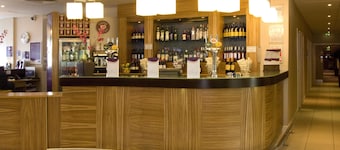 Premier Inn Castleford Xscape - M62 J32