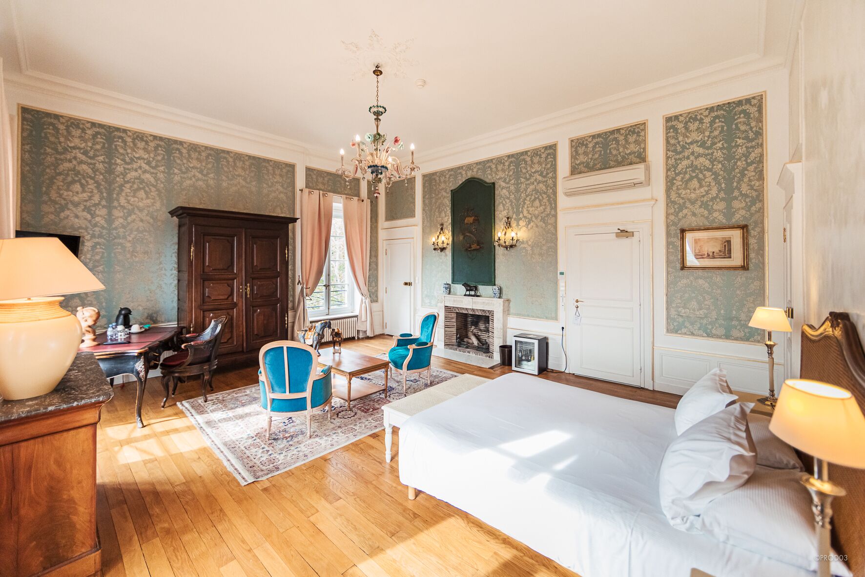 luxury double room | premium bedding, minibar, in-room safe, desk