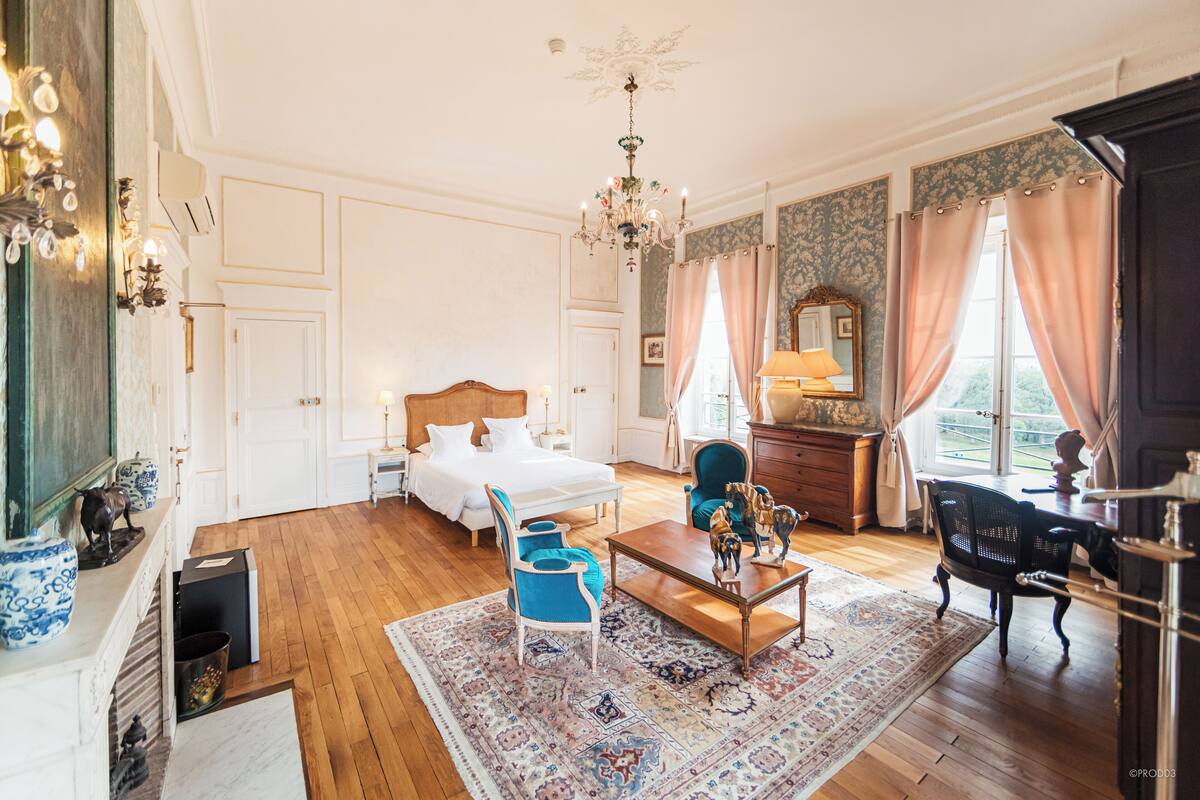 luxury double room | premium bedding, minibar, in-room safe, desk