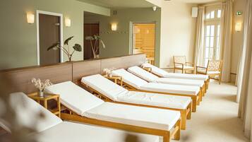 Behandlungsräume fßr Paare, Sauna, Whirlpool, Dampfbad