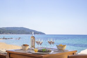 Breakfast, lunch, dinner served; French cuisine, beach views