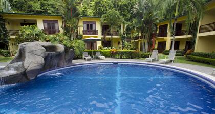Club Del Sol by Dream Makers