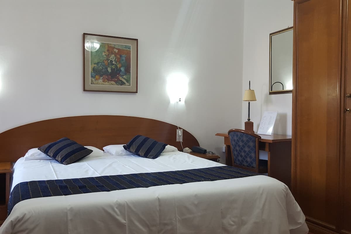 Traditional-Doppelzimmer, 1 King-Bett