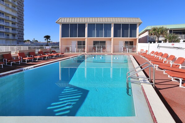 Alberca al aire libre 