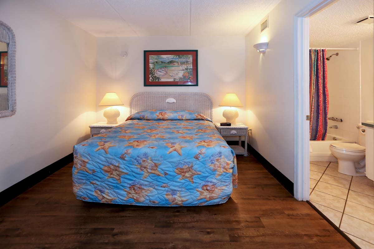 Suite, 2 Bedrooms (Maximum Occupancy of 6) | Iron/ironing board, WiFi (free), individually furnished
