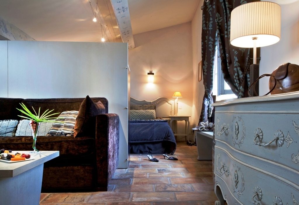 26-inch tv with satellite channels