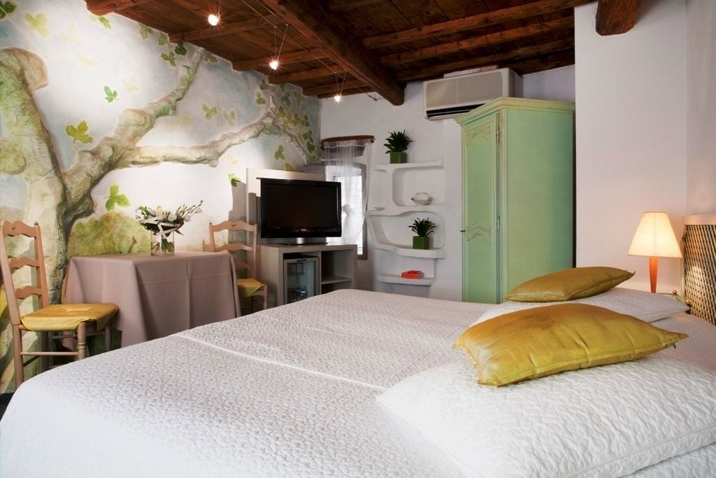 superior room | 2 bedrooms, premium bedding, minibar, in-room safe