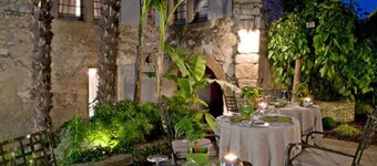 Hostellerie Le Castellas