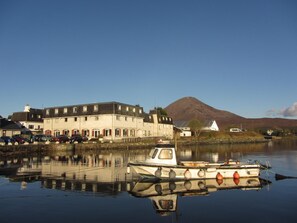 Exterior - Dunollie Hotel (Strath)