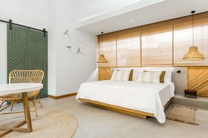 Minibar, caja de seguridad en la habitación y cortinas blackout 