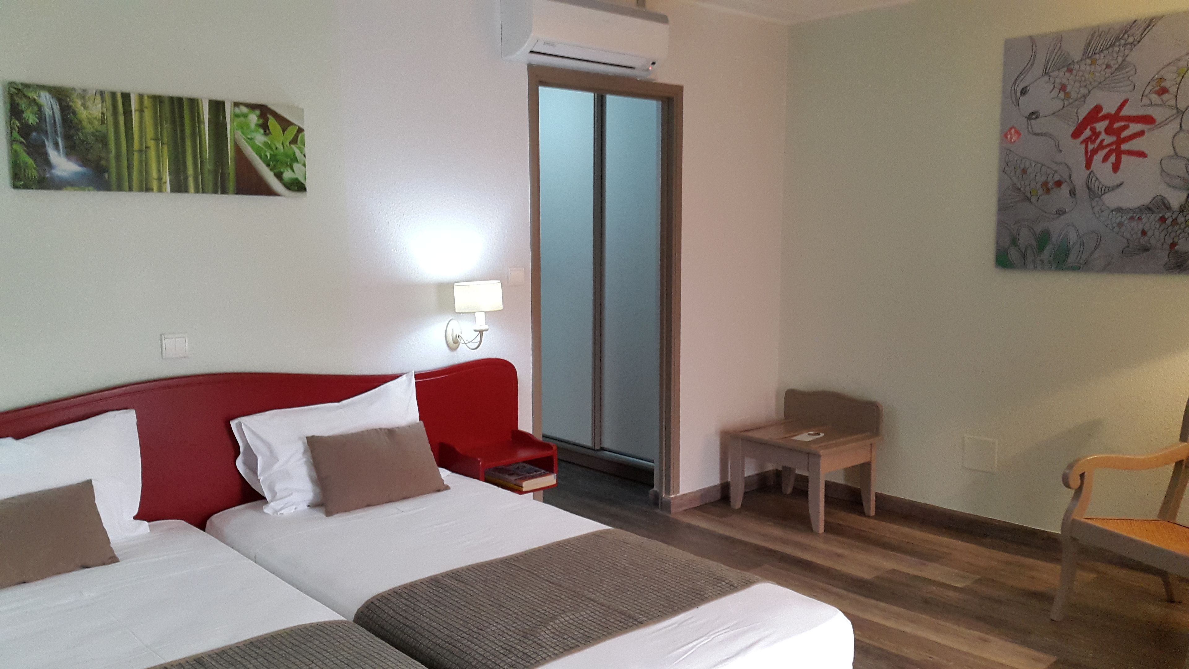Standard Twin Room