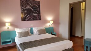 Superior Room | Minibar, in-room safe, blackout drapes, free WiFi - Hôtel Austral (Saint-Denis)