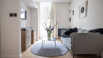 Minibar, coffres-forts dans les chambres, décoration personnalisée