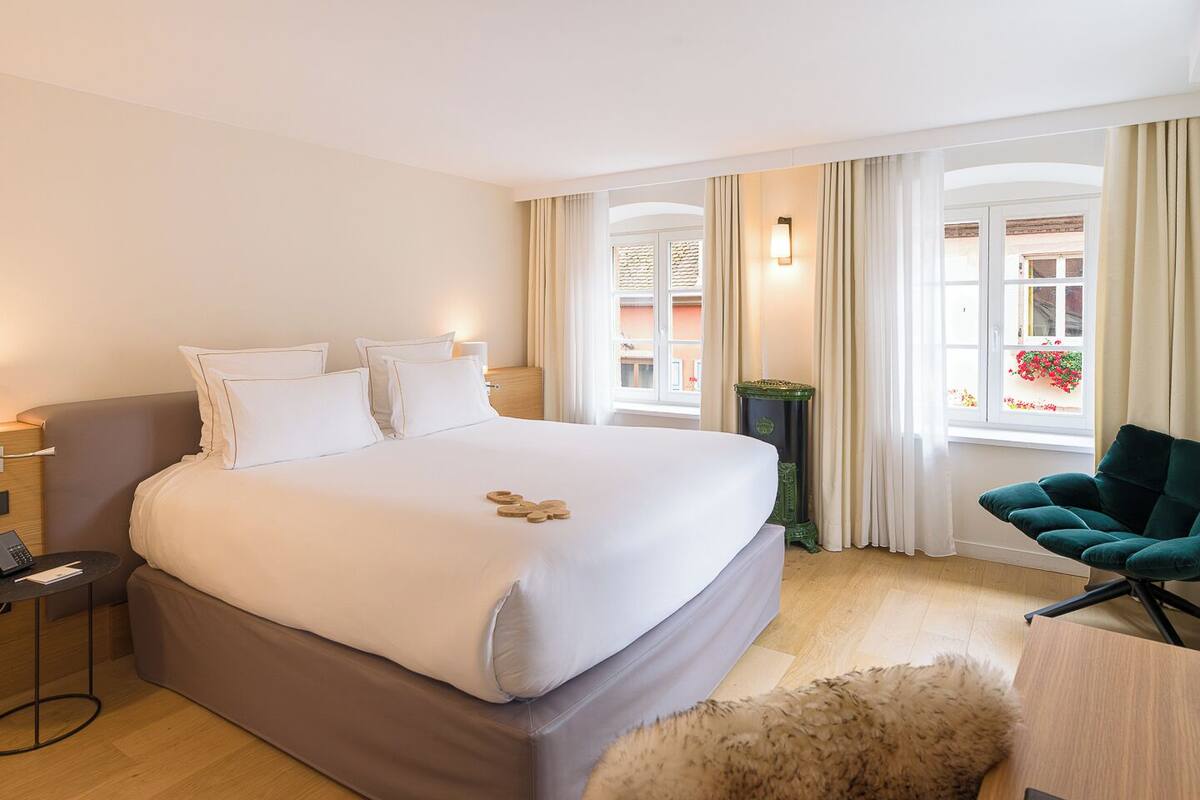 Junior Suite, 1 King Bed