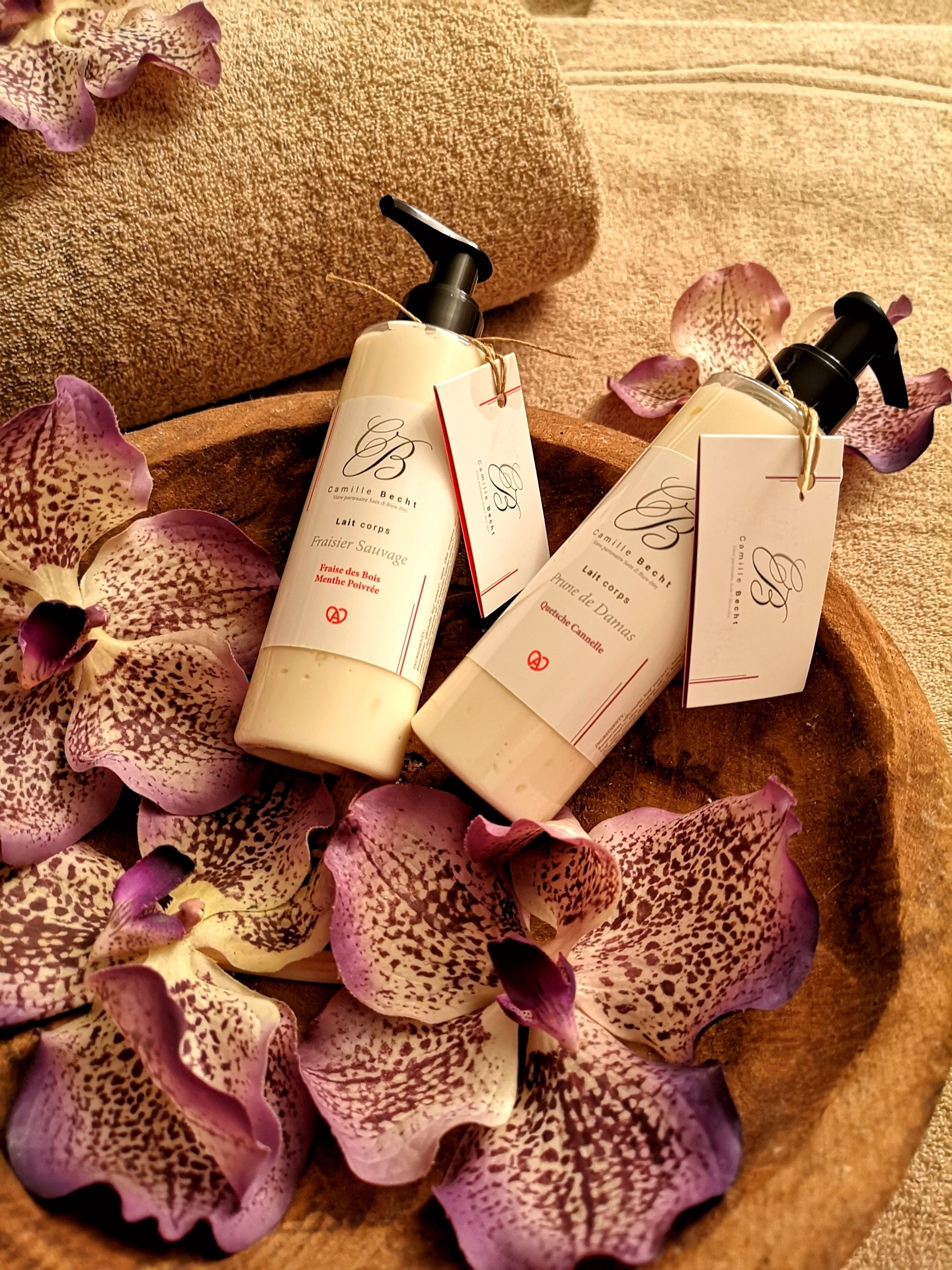 sauna, hot tub, turkish bath/hammam, body treatments, facials, massages