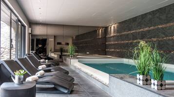 Sauna, hot tub, Turkish bath/hammam, body treatments, facials, massages