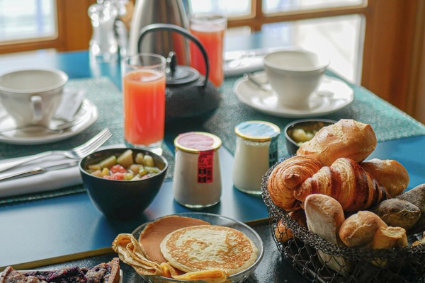 Desayuno buffet todos los días (con cargo)