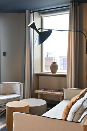 Single Room, Harbor View | Property entrance