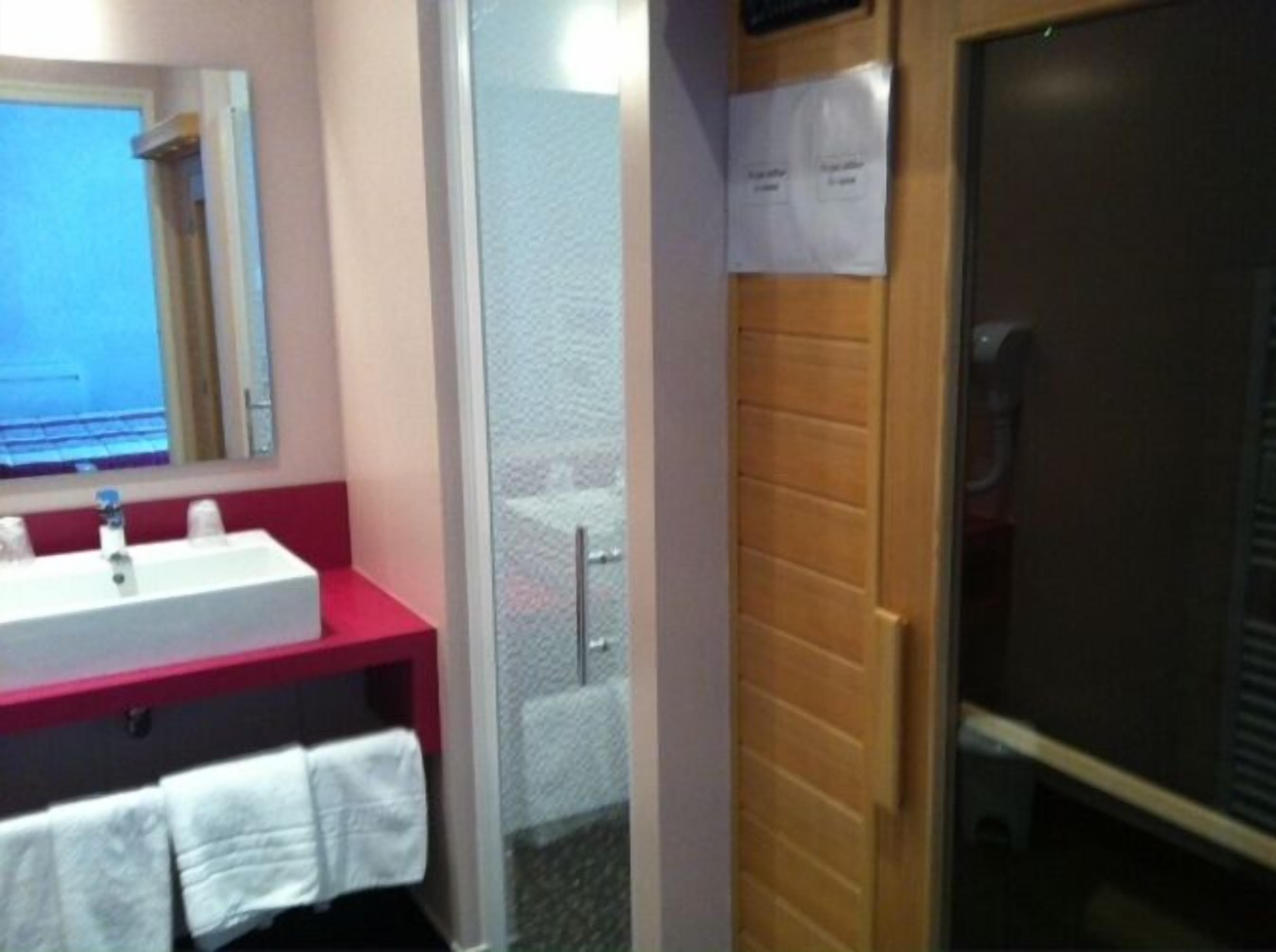 مستلزمات مجانية للعناية الشخصية