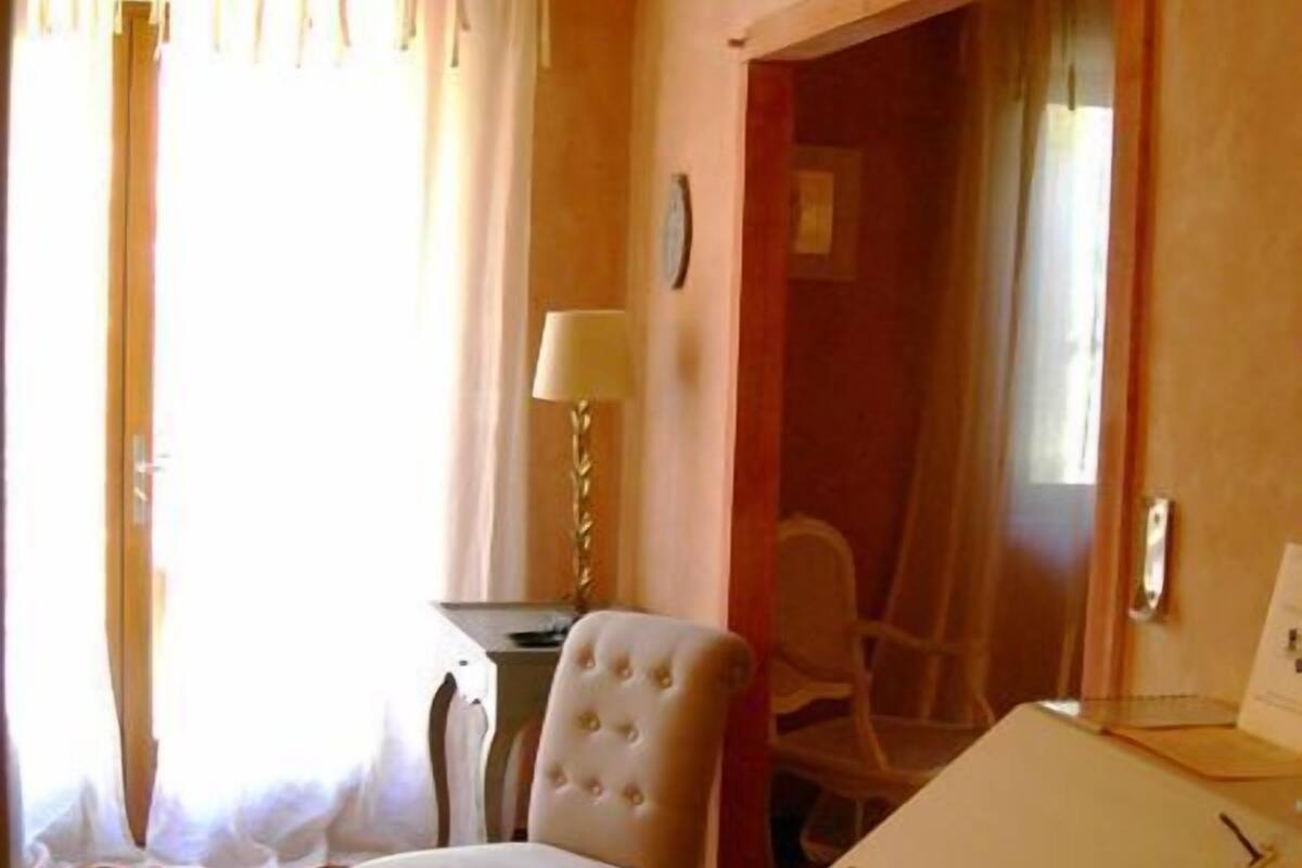 Junior Suite | Living area