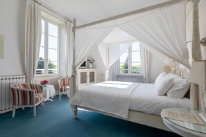 Leilighet, parkutsikt (Coraline ) | Minibar, individuelt dekorert, skrivebord og lydisolert