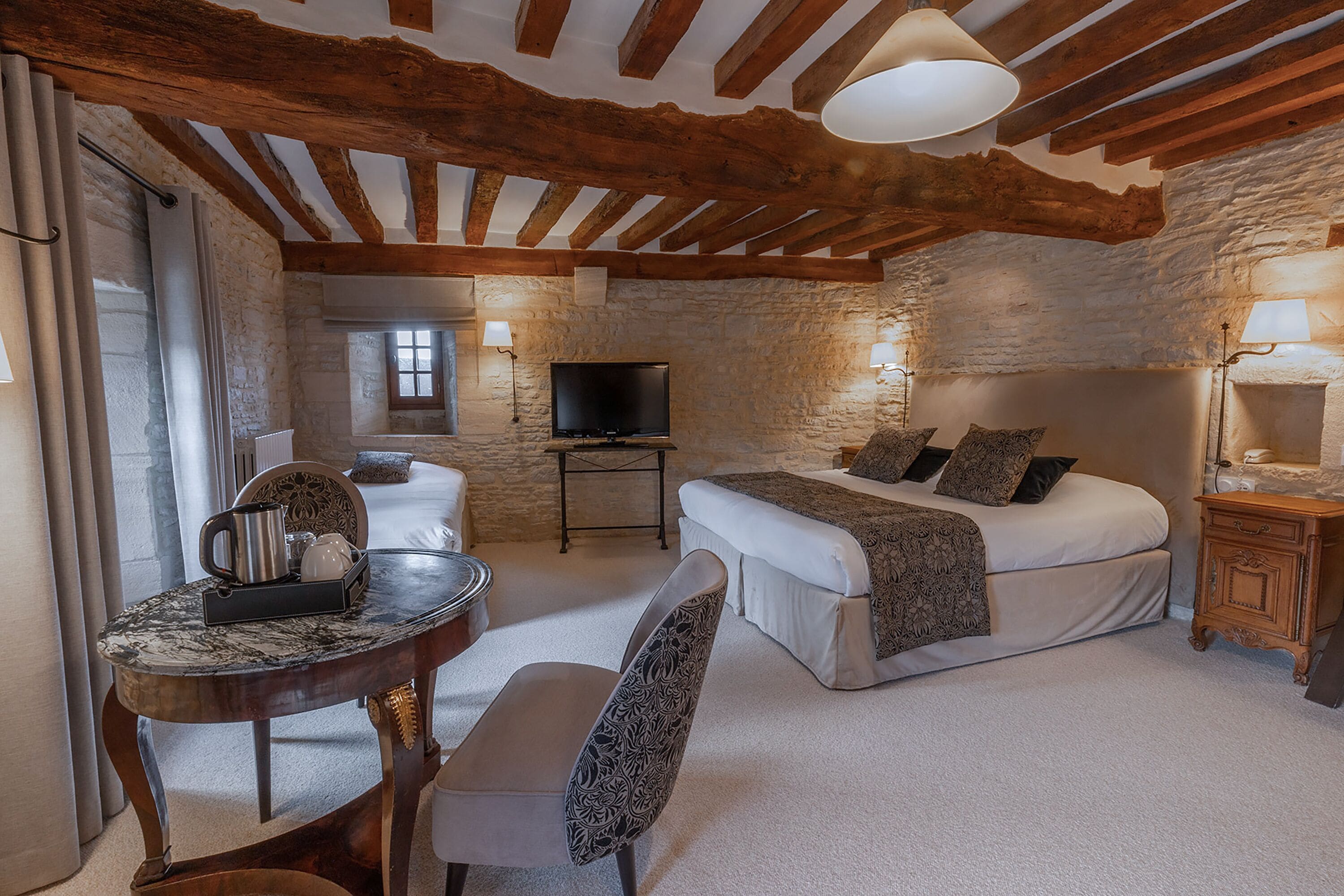 superior triple room | 1 bedroom, premium bedding, desk, laptop workspace