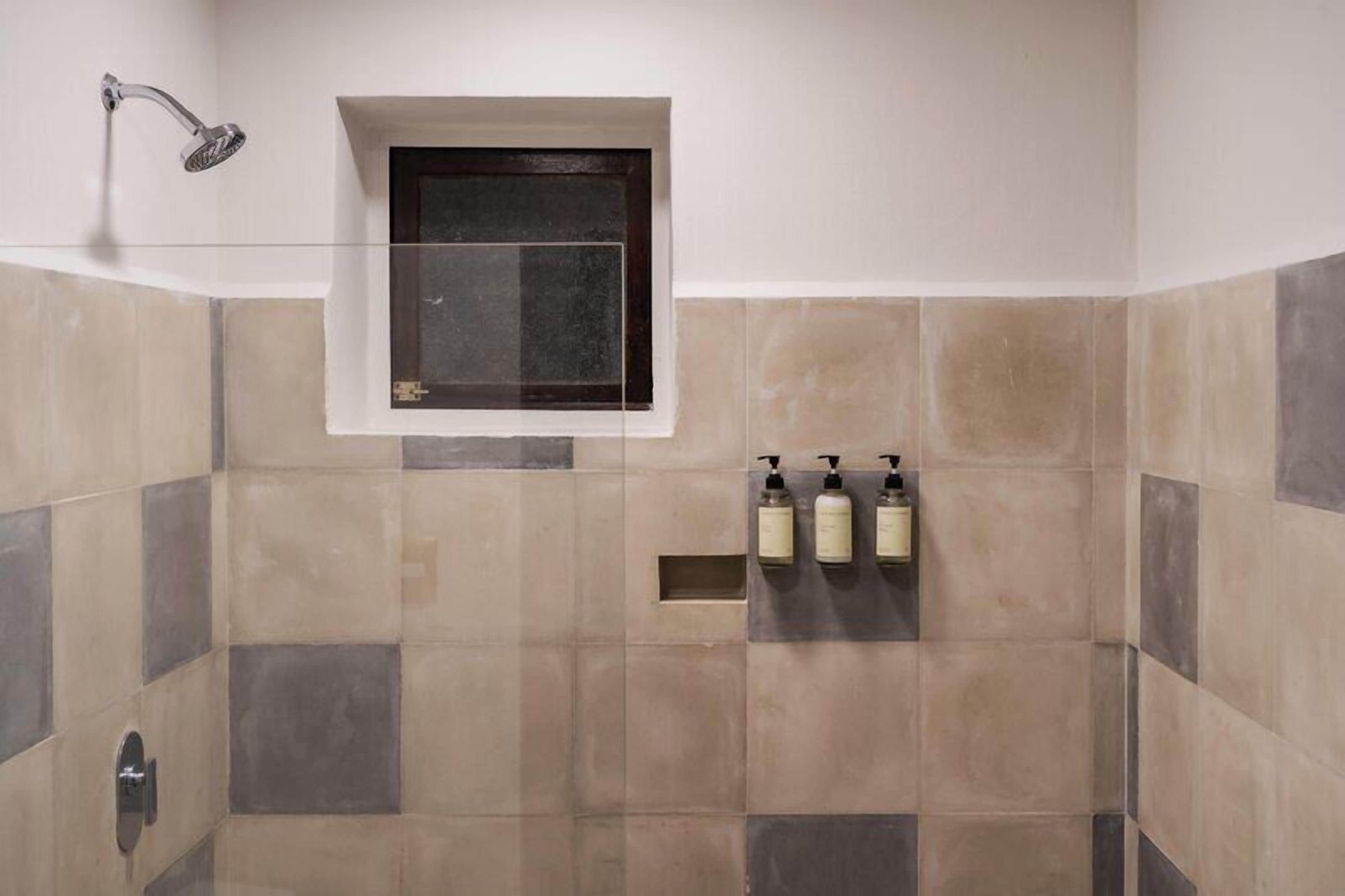 Photo - Sombra Del Agua