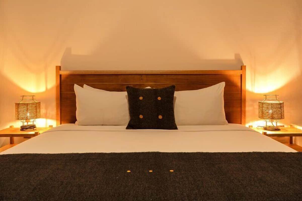 Chambre Supérieure, 1 très grand lit | Literie de qualité supérieure, coffres-forts dans les chambres