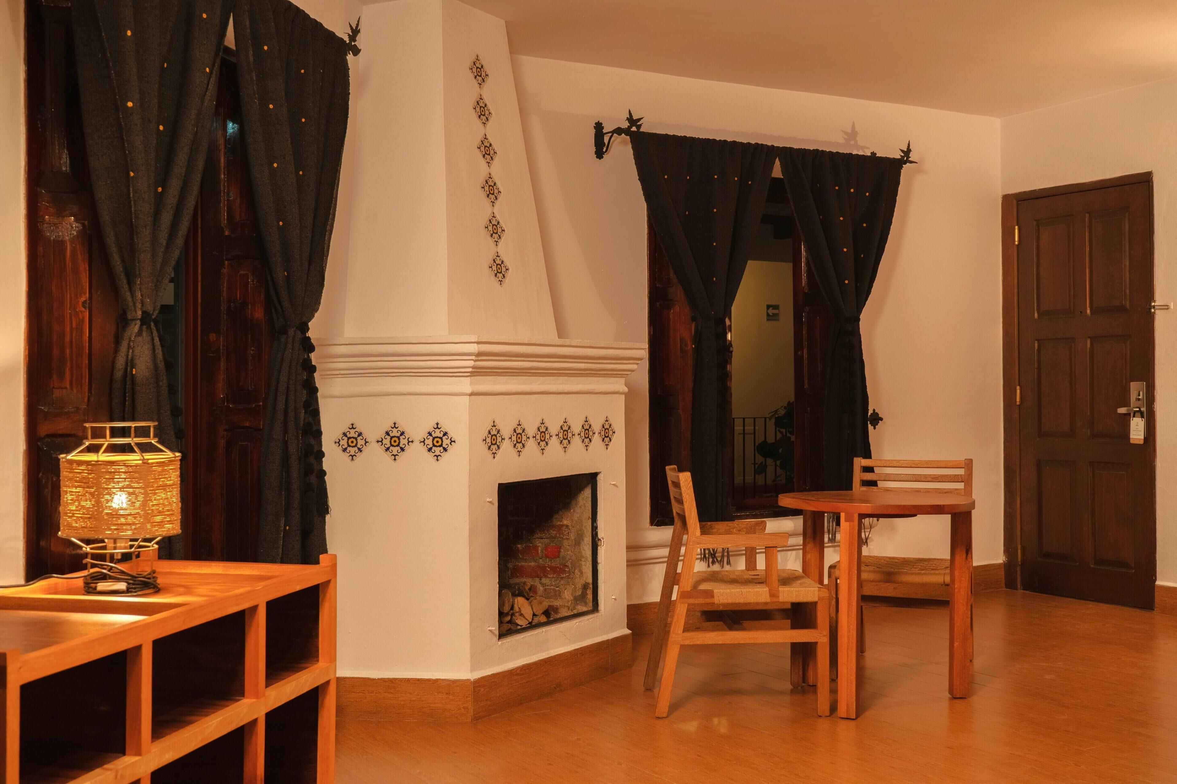 superior room, 1 king bed | 1 bedroom, premium bedding, in-room safe, iron/ironing board