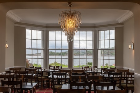 Interior. Kings Arms Hotel