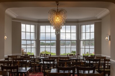 Kings Arms Hotel