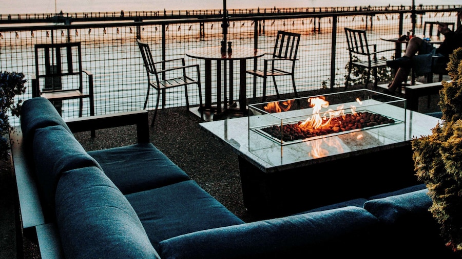 Chrysalis Inn & Spa Bellingham, Curio Collection by Hilton