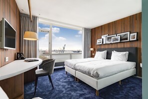 Standard Double or Twin Room, River View (Matroos) | Water view - Delta Hotel Vlaardingen (Vlaardingen)