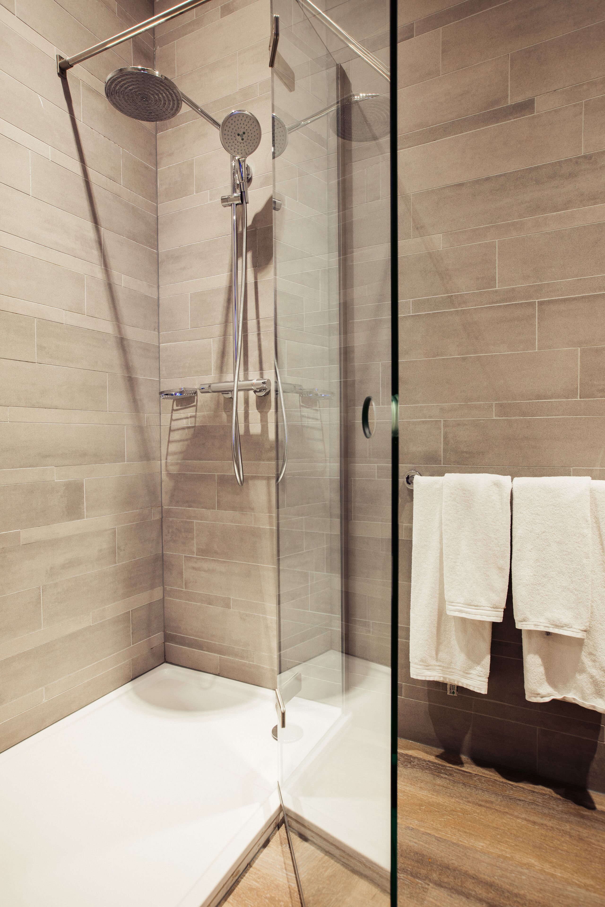 superior double or twin room, no windows (atlantis loft) | bathroom | combined shower/bathtub, rainfall showerhead, free toiletries