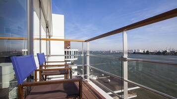 Suíte, sacada, vista para o rio (Captain) | Sacada