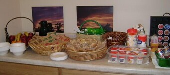 Douglas Inn & Suites