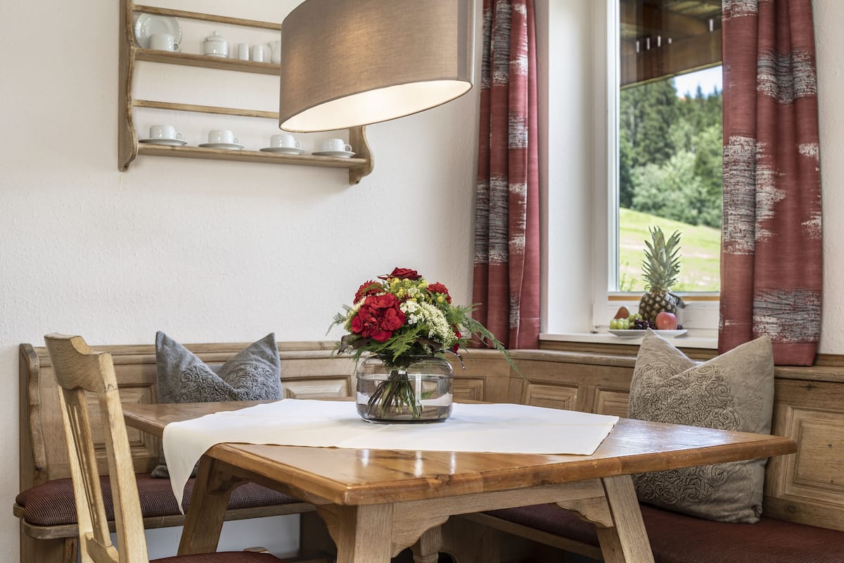 Family apartment, including Oberstaufen Plus Card | 2 bedrooms, in-room safe, iron/ironing board, free WiFi