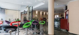 Slina Hotel