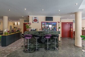 Bar (on property) - Slina Hotel (Brussels)