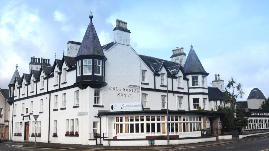 Caledonian Hotel